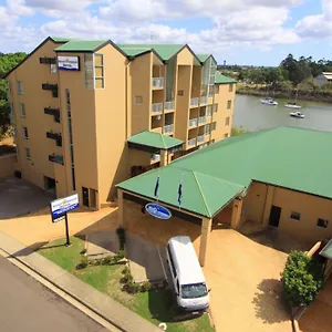 Hotel Burnett Riverside