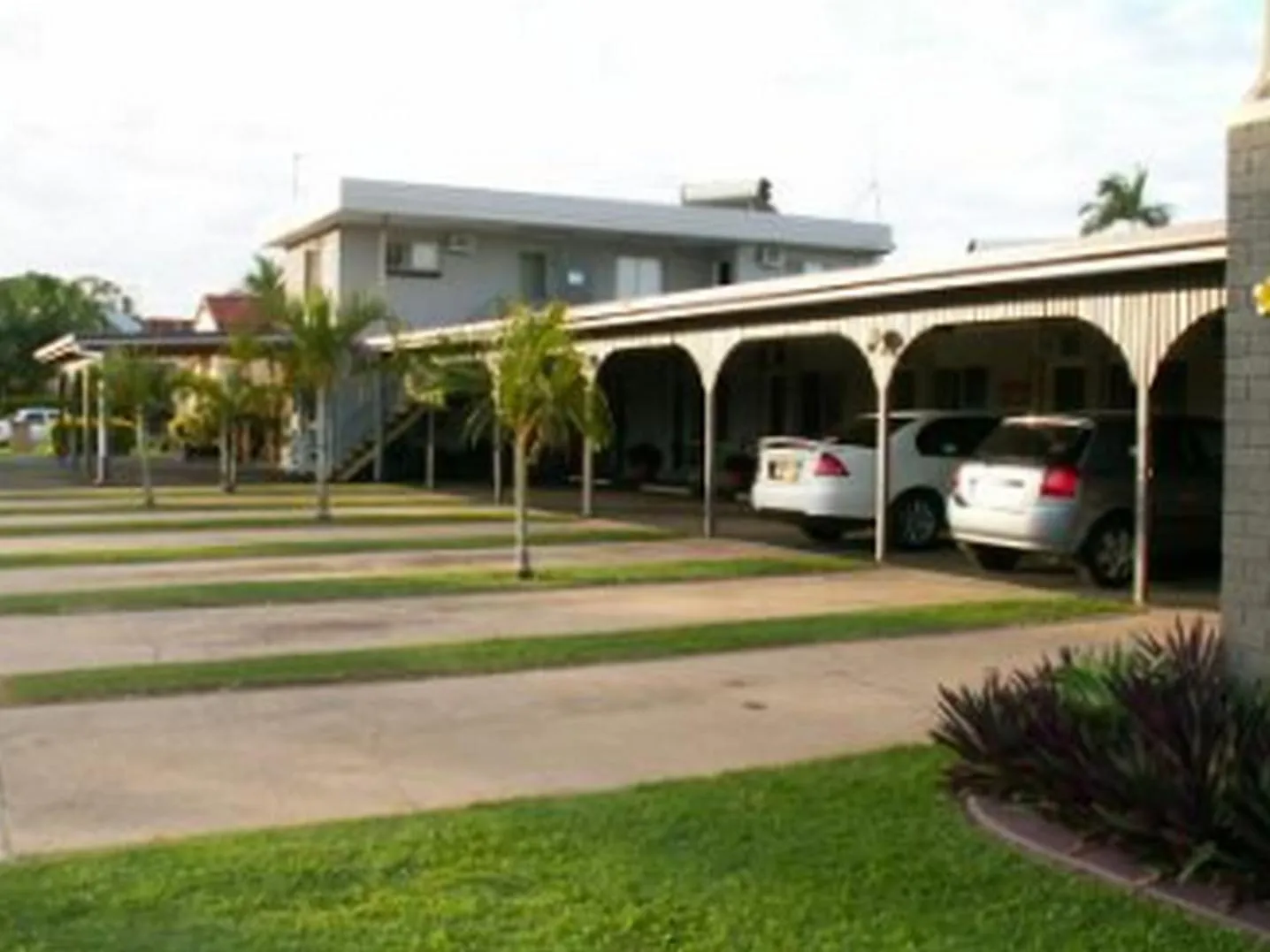 Charm City Motel Bundaberg